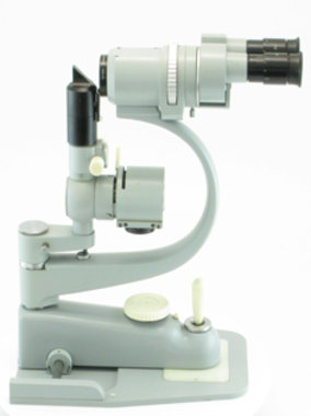 Slit lamp Carl Zeiss Oberkochen 100/16 ZOOM, pre-owned, fine condition, Item No.: 004091