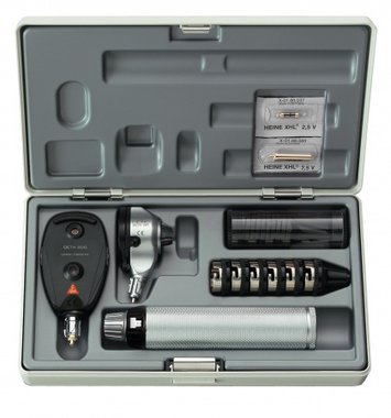 HEINE Diagnostic Set with BETA 200 Ophthalmoscope, BETA 100 Diagnostic Otoscope, 3,5 Volt (NiMH) with rechargeable handle for mains socket, Item No.: 10062013k02